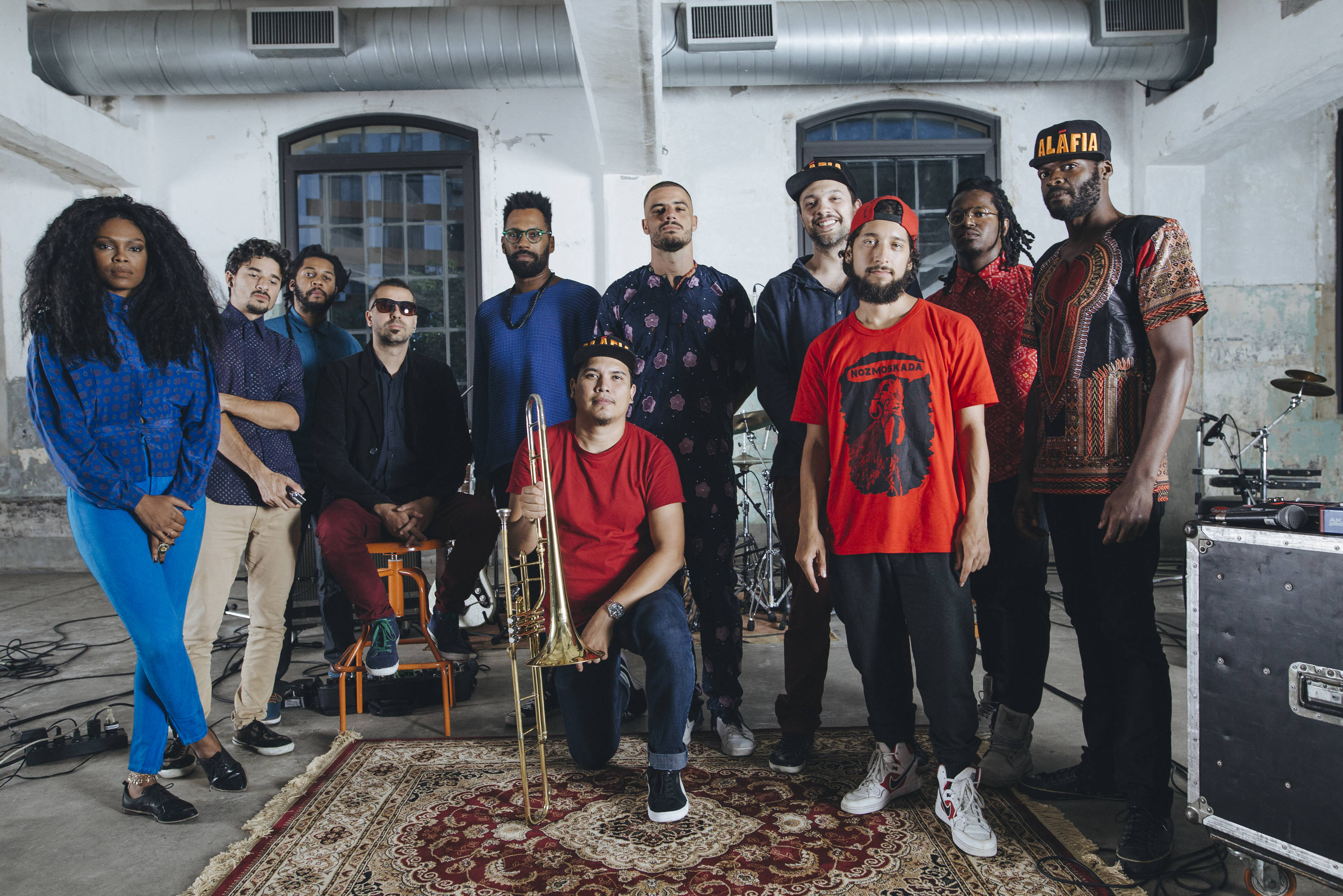 A banda Aláfia no Red Bull Studio de São Paulo