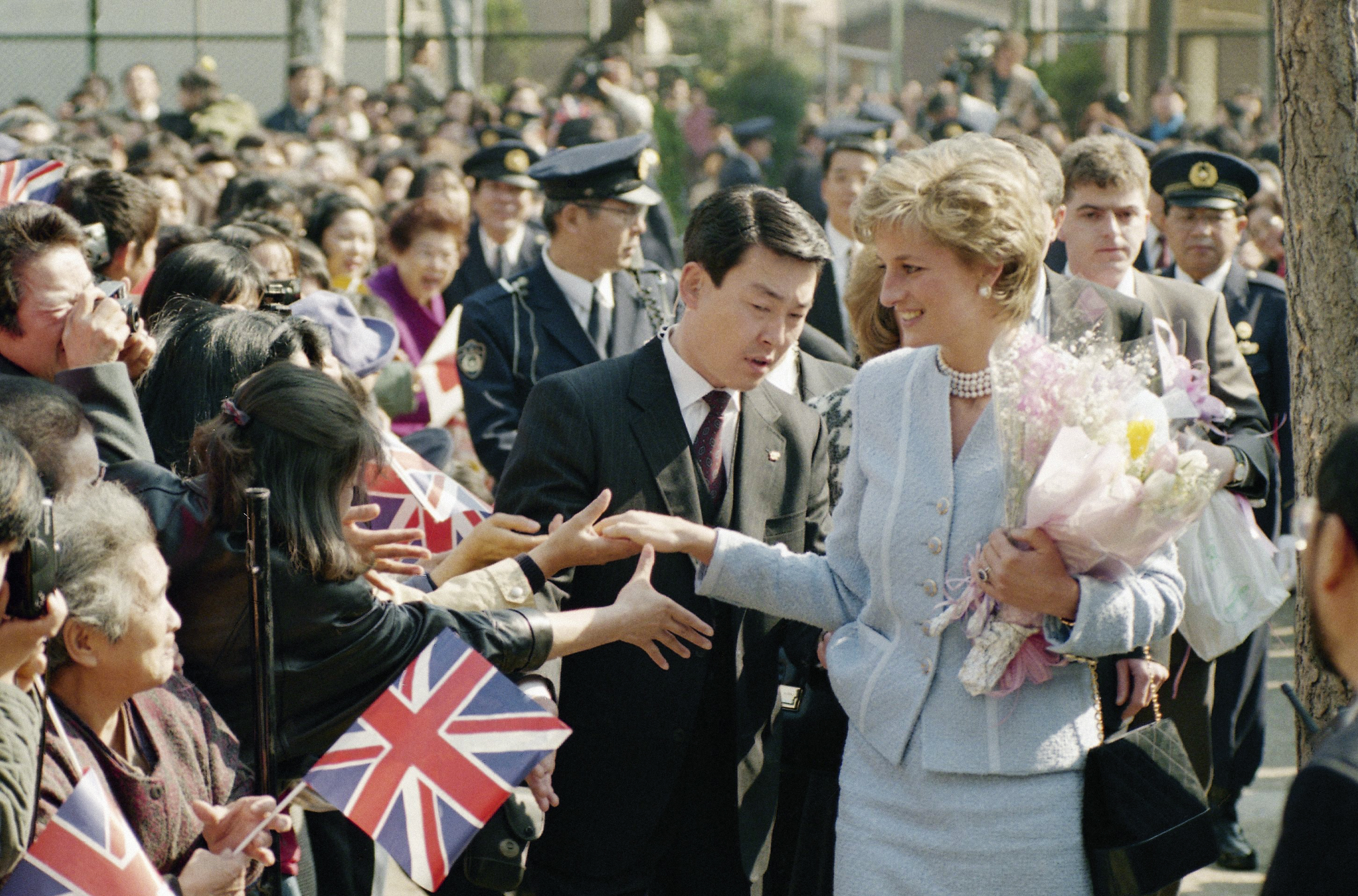 Princesa Diana no Japão, em fevereiro de 1995