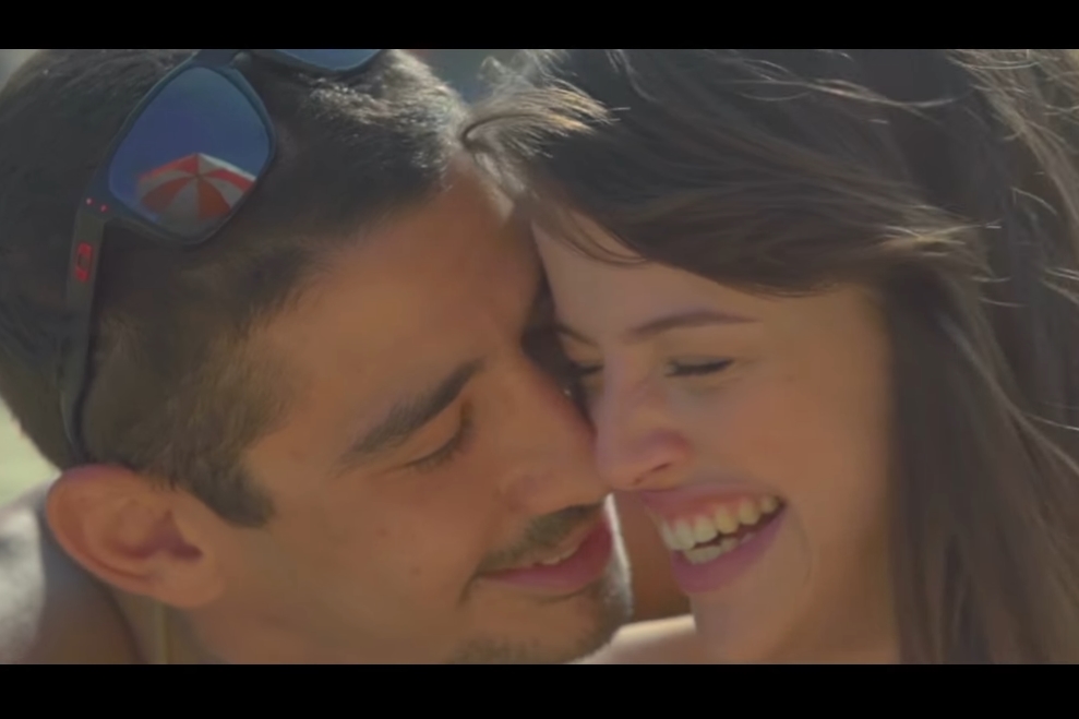 Cena do clipe de “Linda, Louca e Mimada”, do Oriente