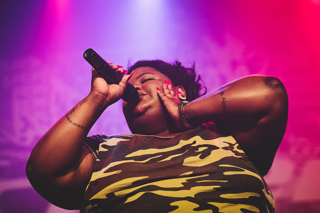 MC Carol durante o festival #DáPraFazer, que aconteceu no Rio de Janeiro