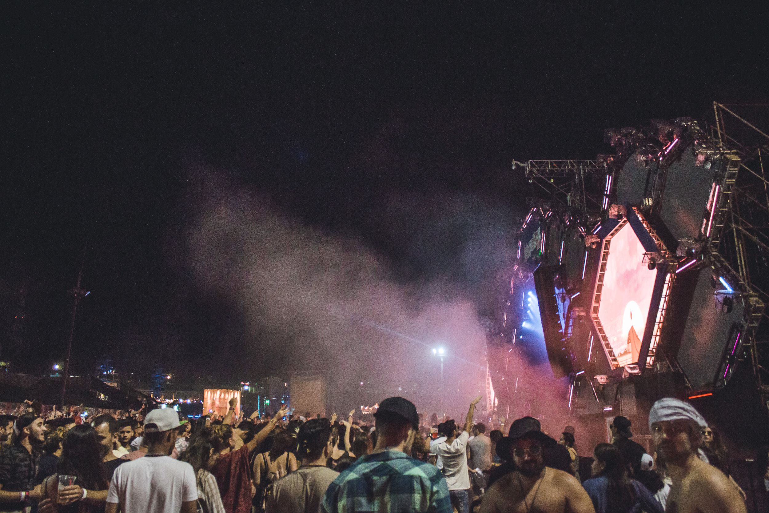 Galeria Lolla - som vazando