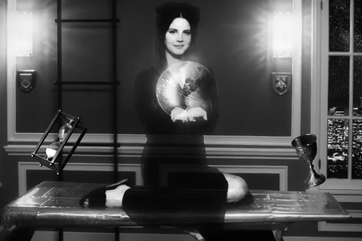 Lana Del Rey em cena do trailer do álbum Lust For Life (2017)