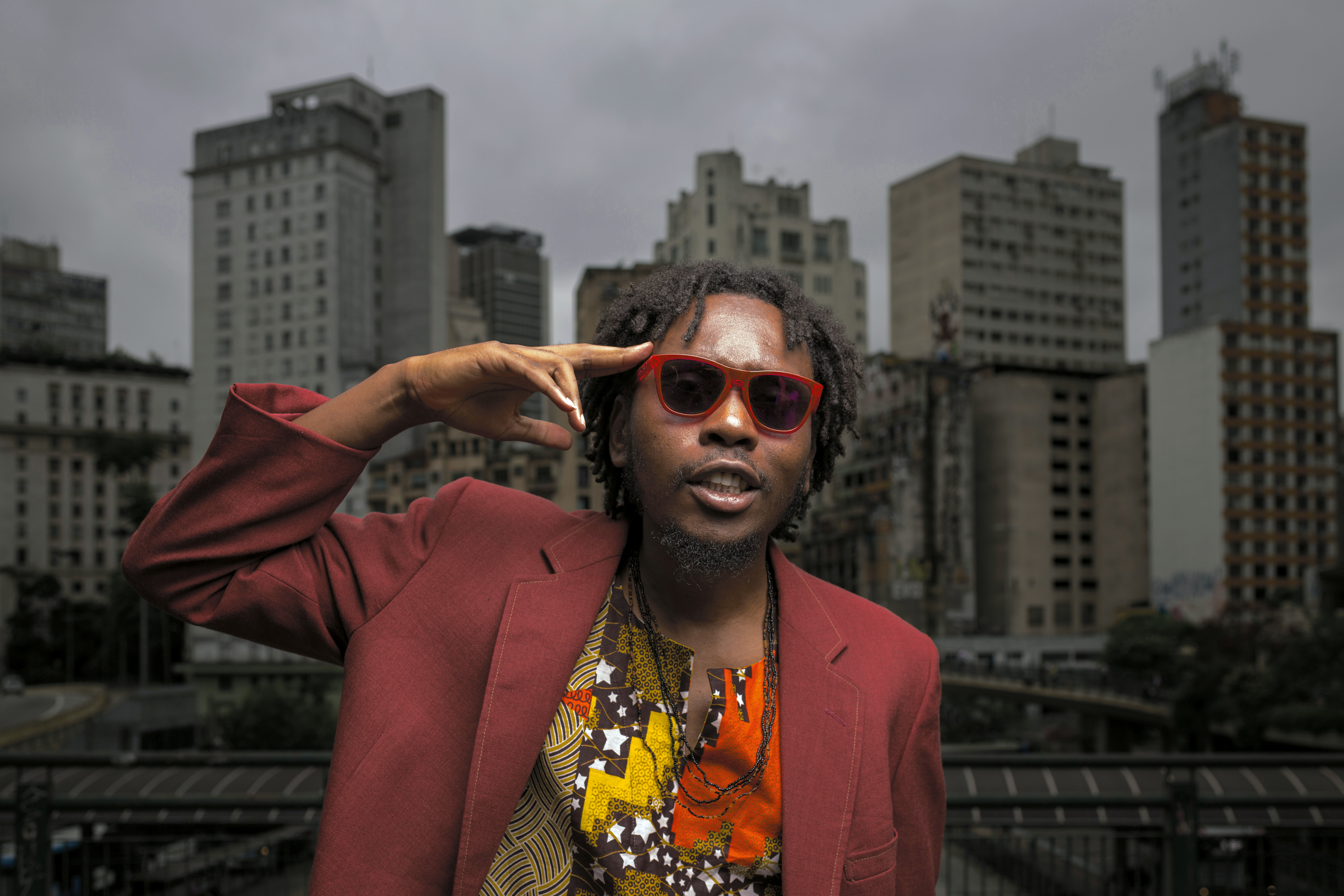 Composição em Destaque  Sapiência quer que as letras venham em primeiro lugar