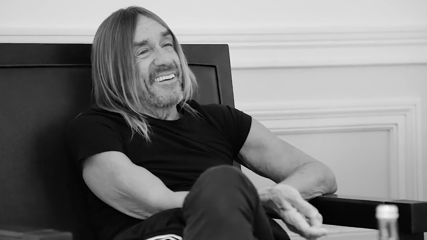 Iggy Pop em vídeo de entrevista com Lars Ultrich, do Metallica