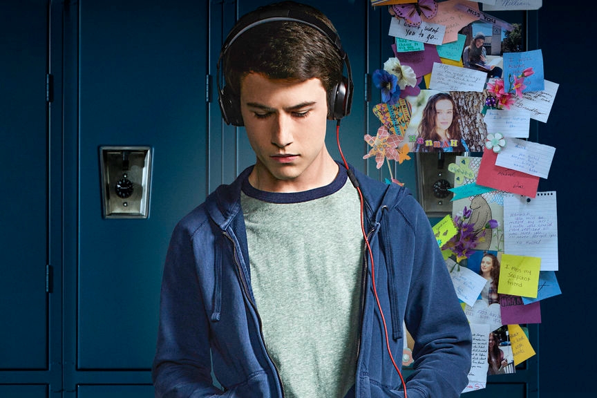 O personagem Clay Jensen (interpretado por Dylan Minnette), da série da Netflix 13 Reasons Why
