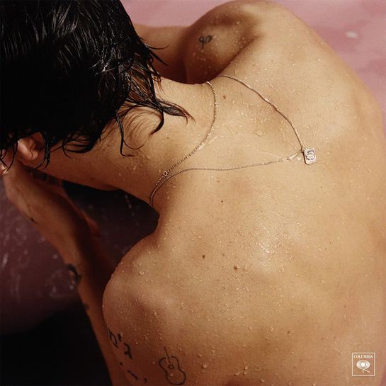 Capa do debute solo autointitulado de Harry Styles