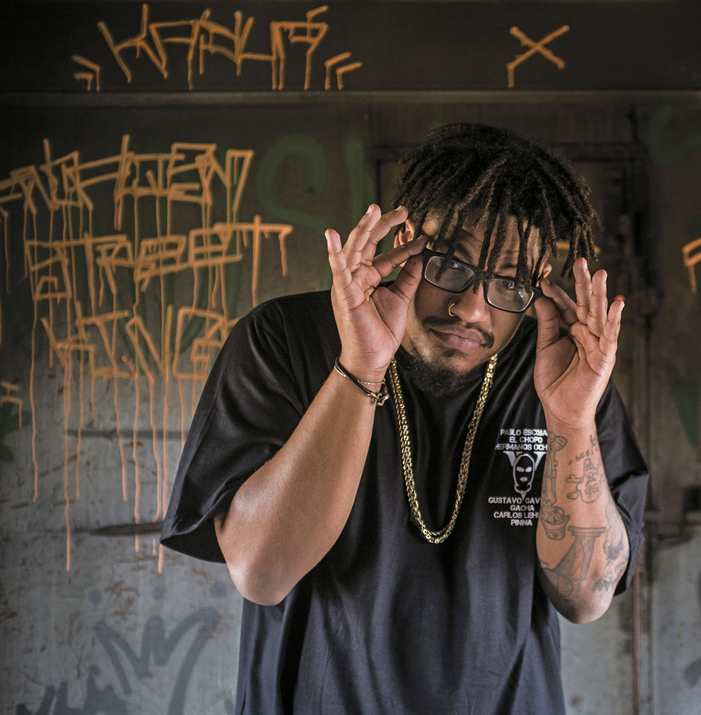 Fora da Caixa  Luccas Carlos fica em uma intersecção sonora