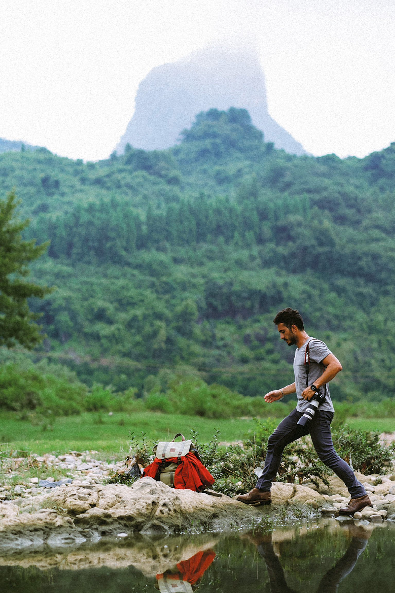 Trabalho por Teto  Com a Worldpackers, cocriada pelo brasileiro Eric Faria, a moeda de troca para ficar abrigado é ajudar nas tarefas do local