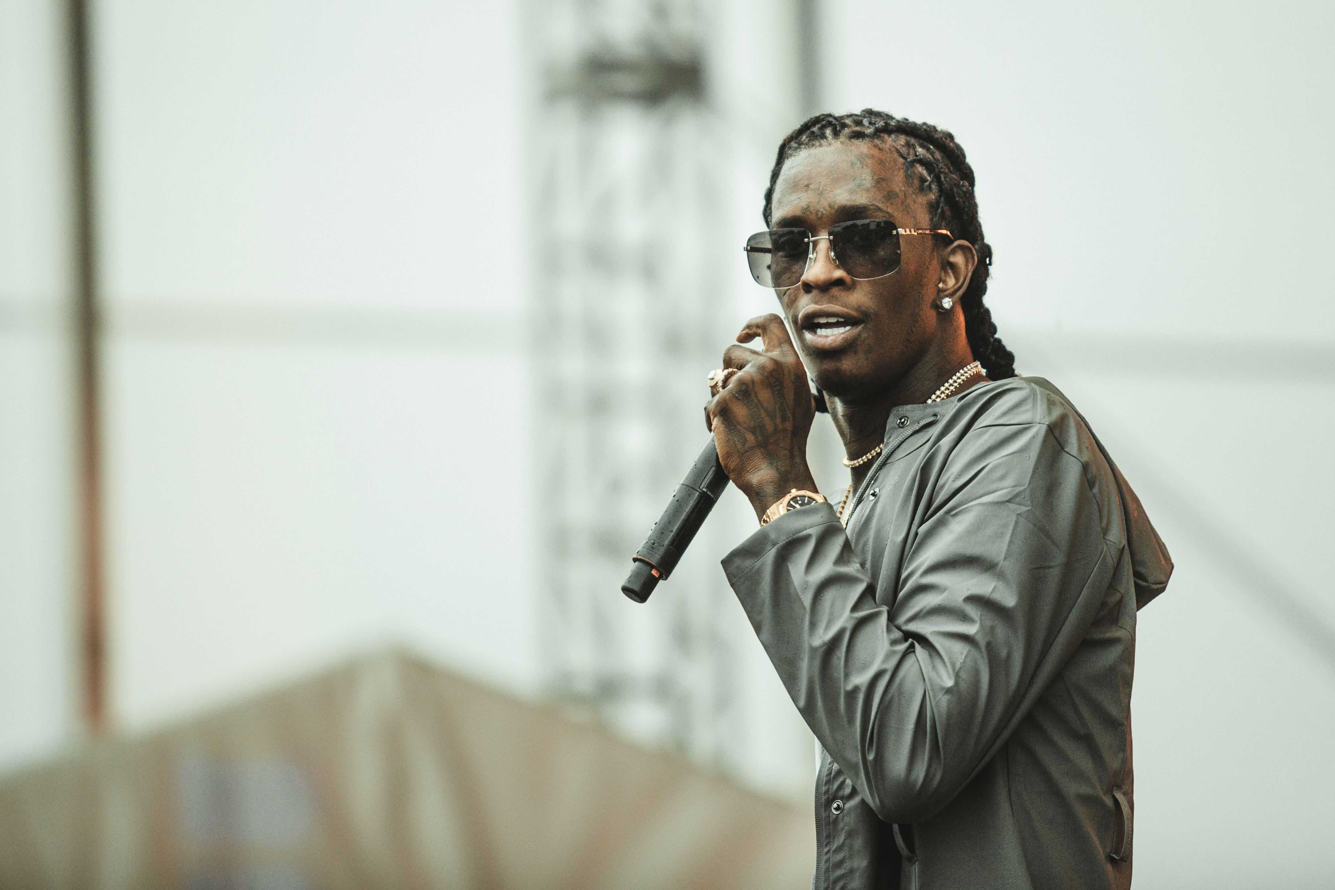 O rapper norte-americano Young Thug durante performance no festival Roskilde, na Dinamarca