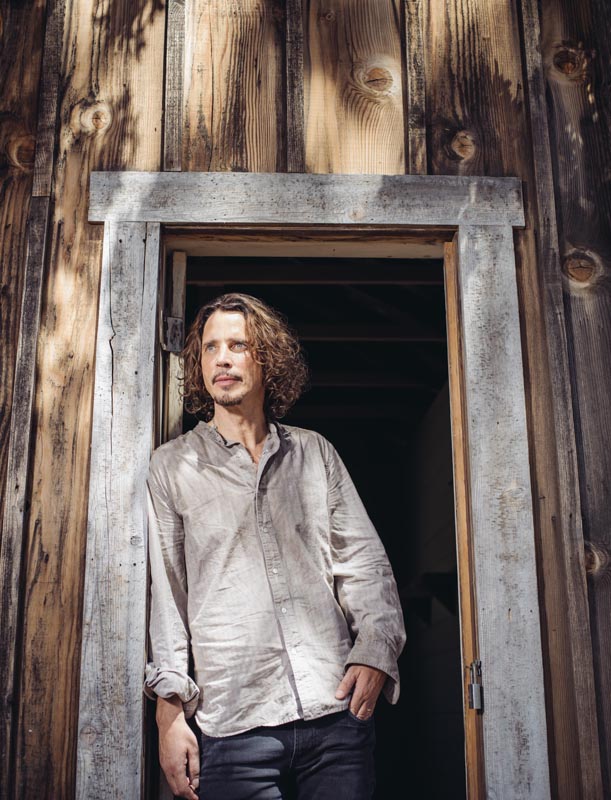 Carreira Múltipla  Em 29 de julho de 2015, na cidade de Agoura Hills, Califórnia. Na época ele divulgava o disco solo Higher Truth.