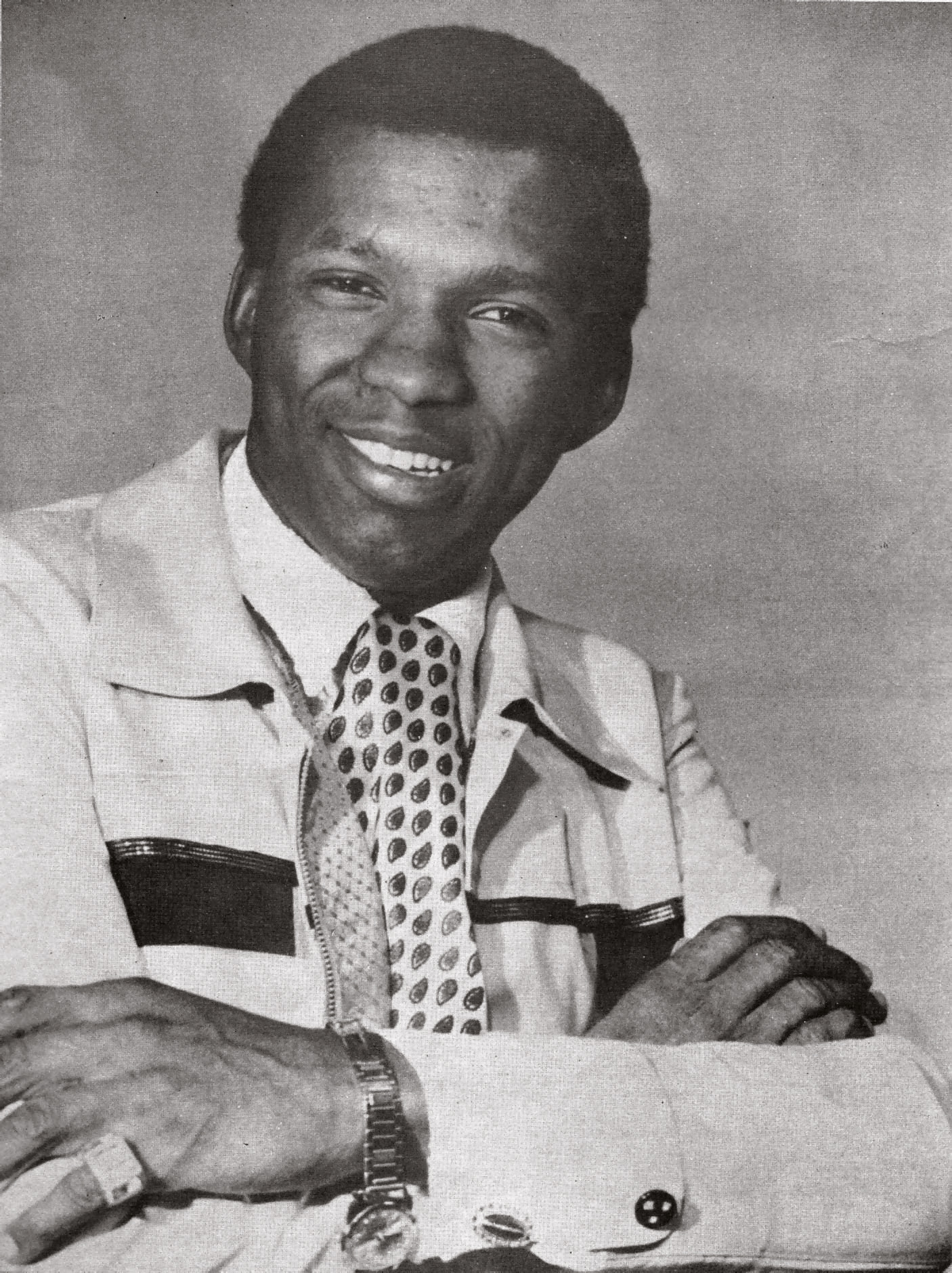 O cantor Evaldo Braga tem a vida contada no livro Eu Não Sou Lixo