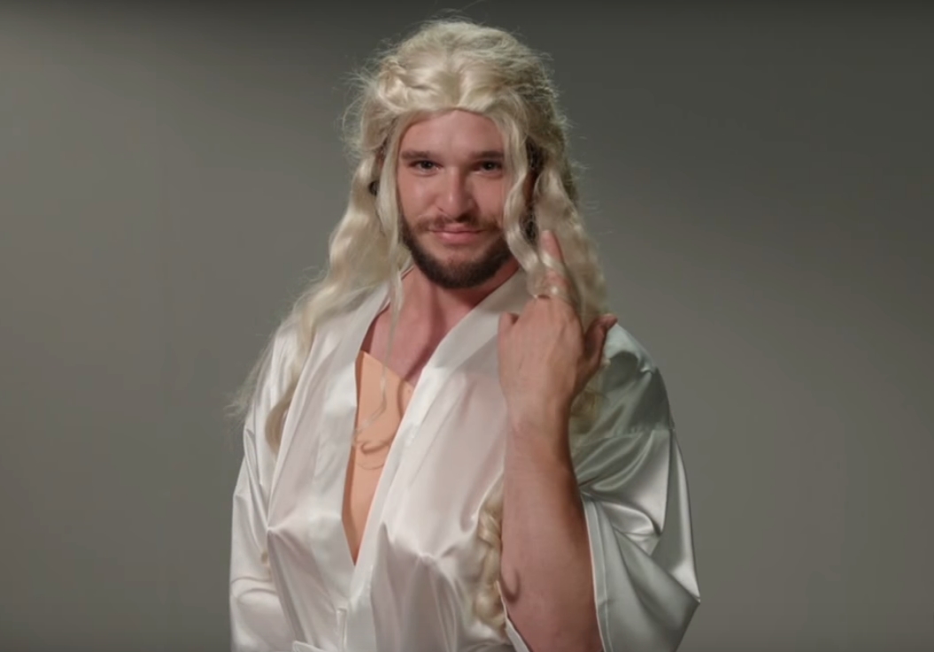 Kit Harrington como Daenerys Targaryen no Jimmy Kimmel Live