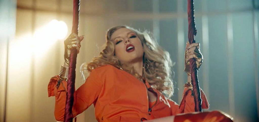Taylor Swift no clipe de "Look What You Made Me Do"