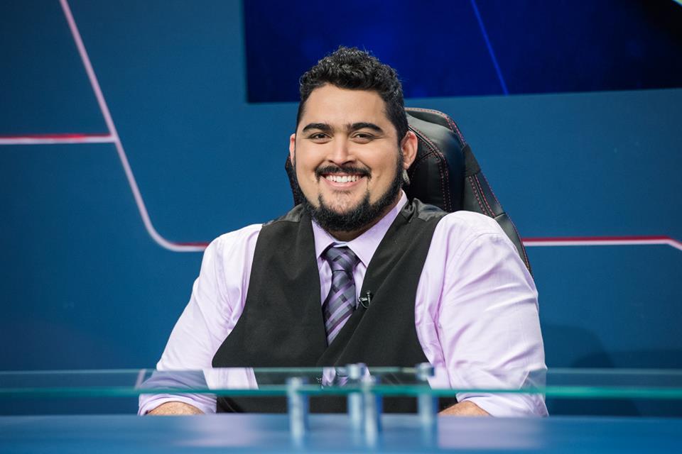 Tácio Schaeppi, narrador de League of Legends