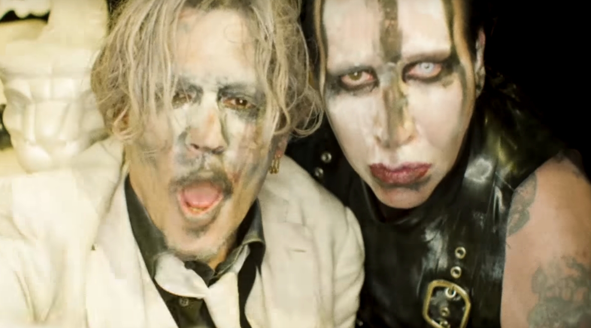 Johnny Depp e Marilyn Manson no clipe de "Say10"