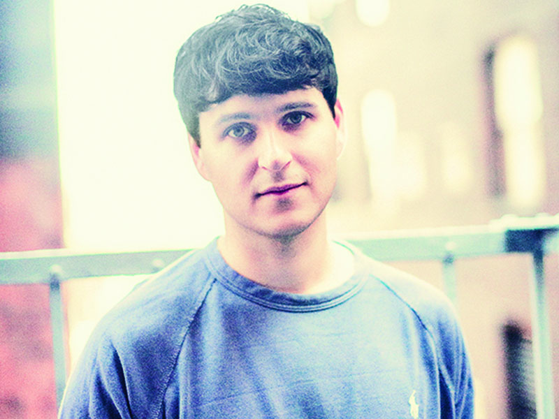 Muitos Talentos  Koenig: músico, locutor e, agora, criador de animação