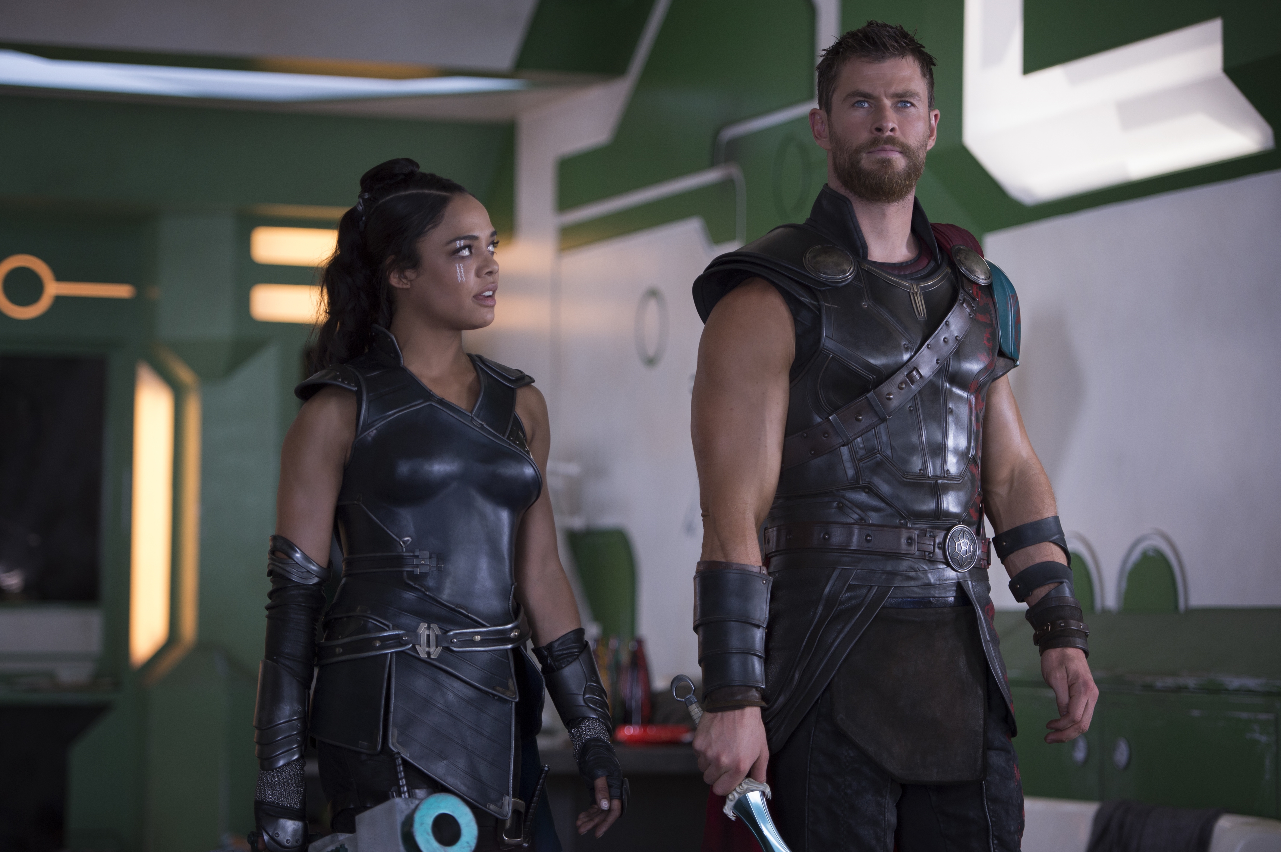 Poderosos  Mark Ruffalo , Tessa Thompson e Chris Hemsworth (foto) encaram outros desafios em Ragnarok