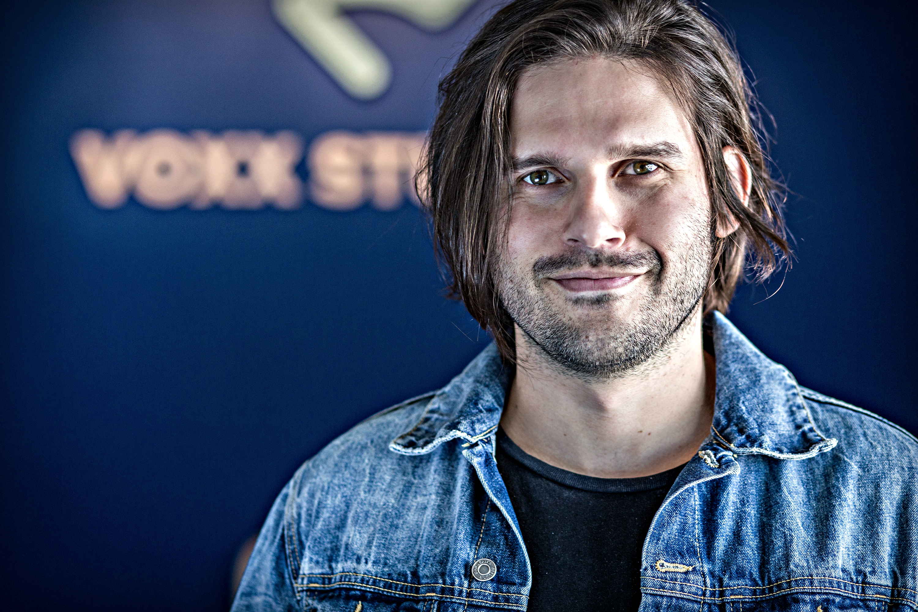 Fred Oliveira, engenheiro de som brasileiro indicado ao Voice Arts Awards 2017