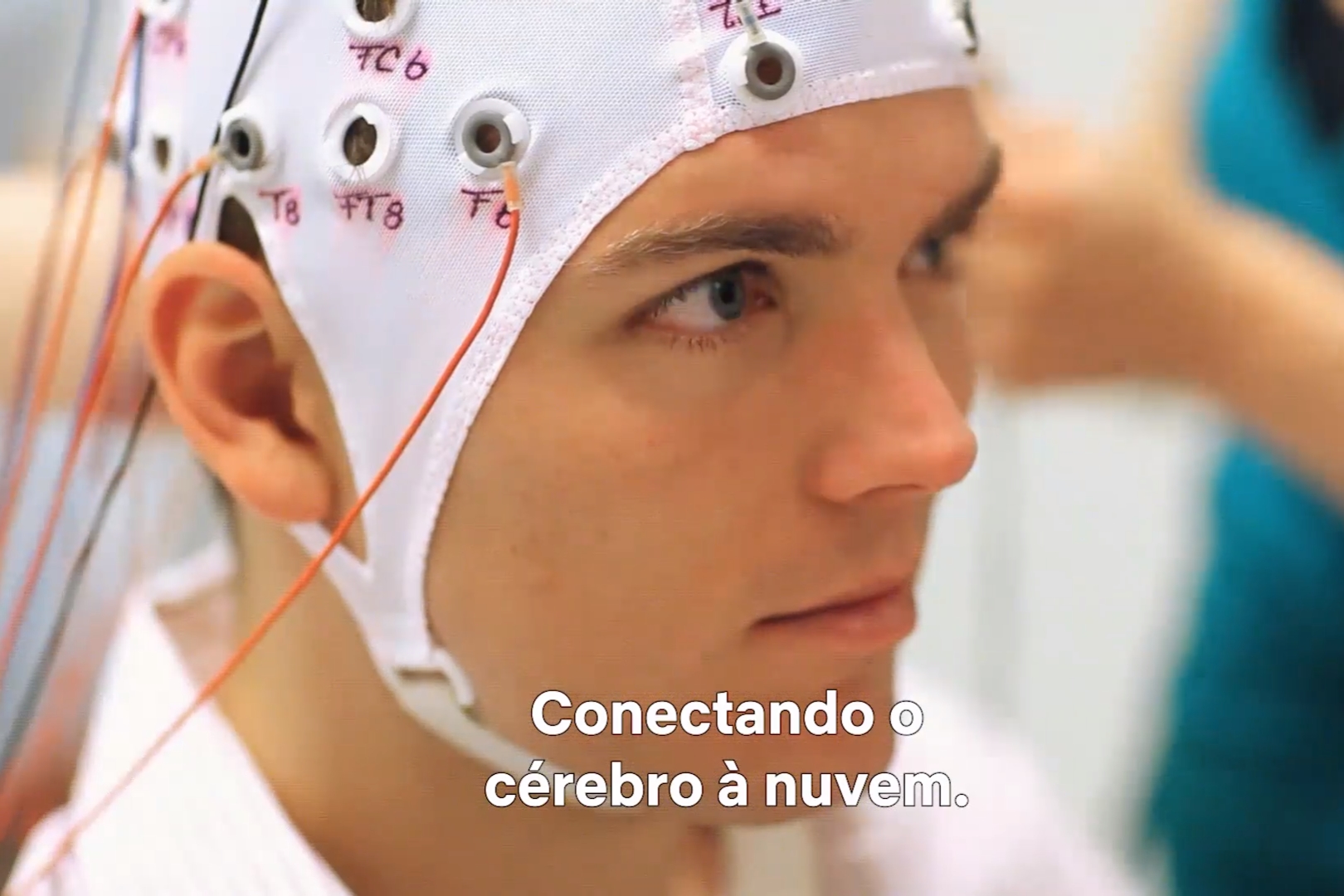 Cena do vídeo de apresentação da quarta temporada de Black Mirror