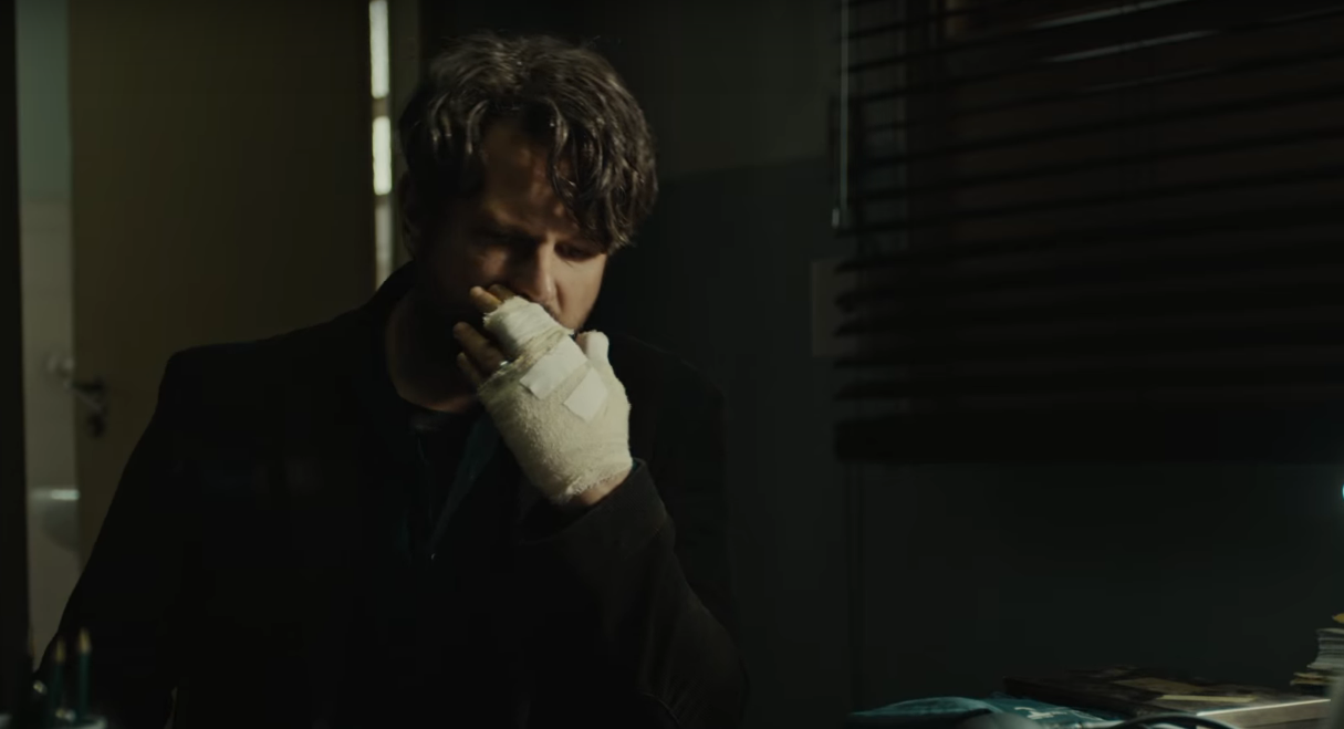 Seton Mello na série O Mecanismo