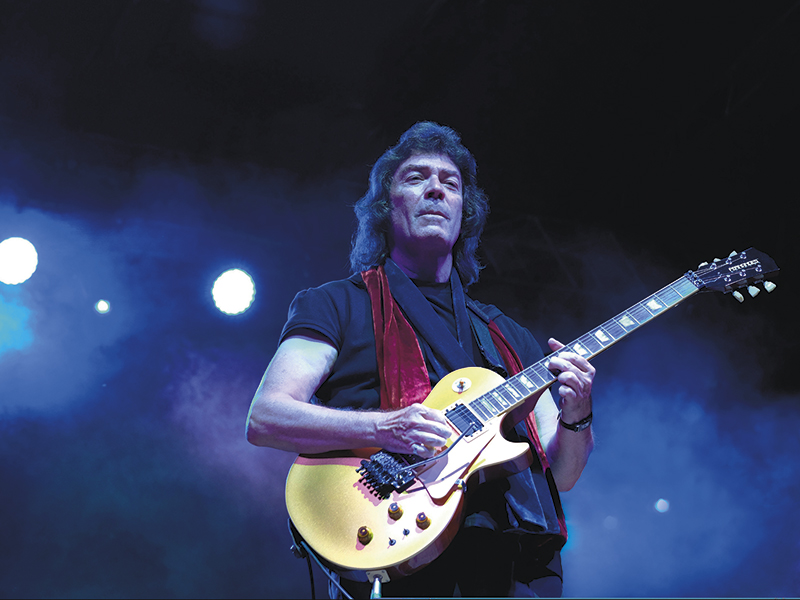 Hackett de volta ao trópico