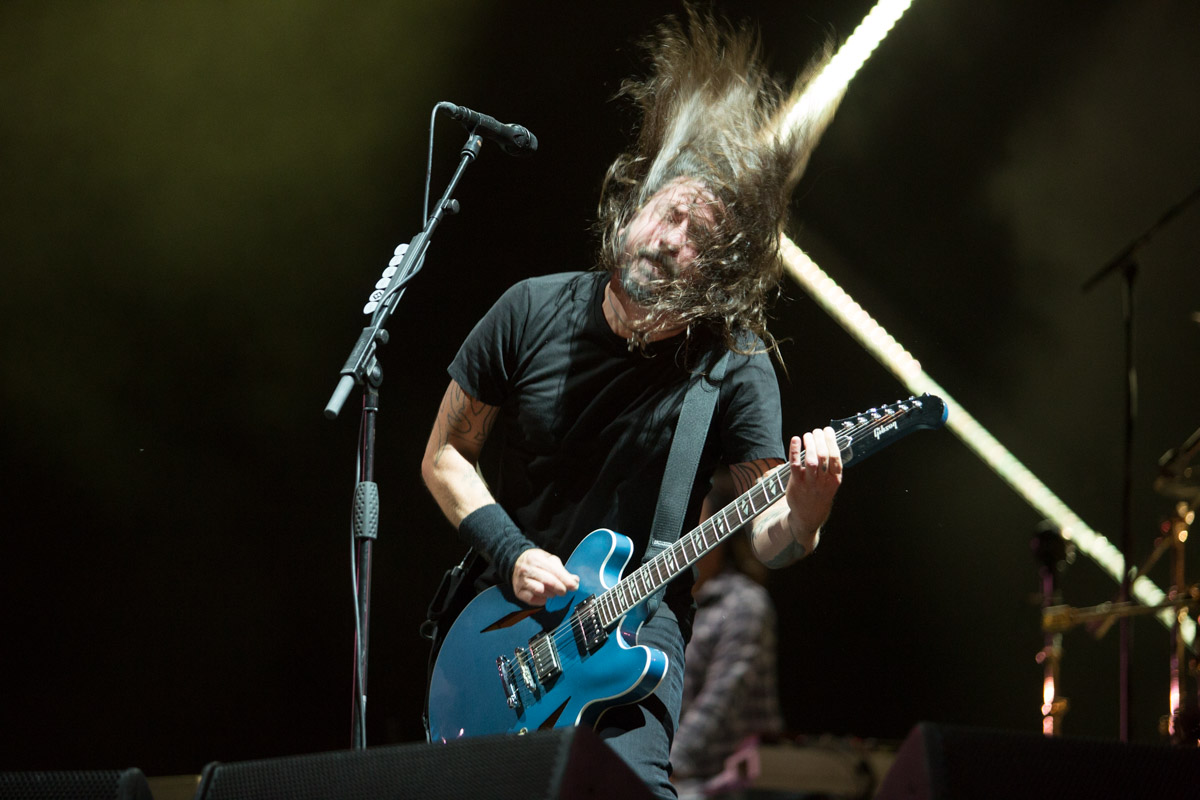 Show do Foo Fighters no Maracanã, Rio de Janeiro, durante excursão da banda de Dave Grohl com o Queens of the Stone Age pelo Brasil