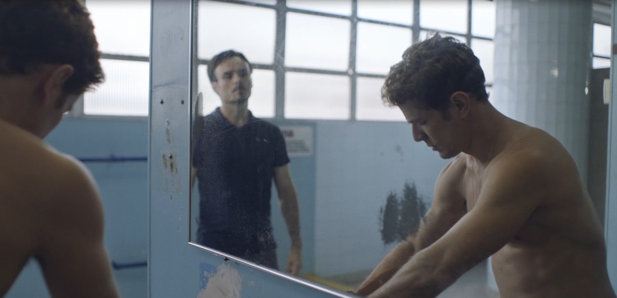 Cena do filme Aos Teus Olhos