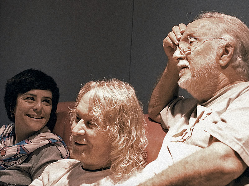 Trio Suave
Fernanda, Valle e Menescal repensando os caminhos para a bossa nova