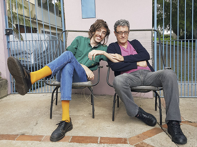 Tudo em Casa  Tim Bernardes fala com o pai, Maurício Pereira, sobre o disco Outono no Sudeste