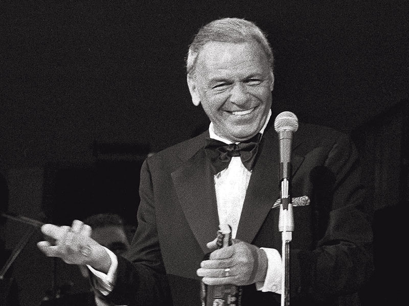 Maturidade  O cantor nos anos 1980, com a inseparável garrafa de Jack Daniel’s