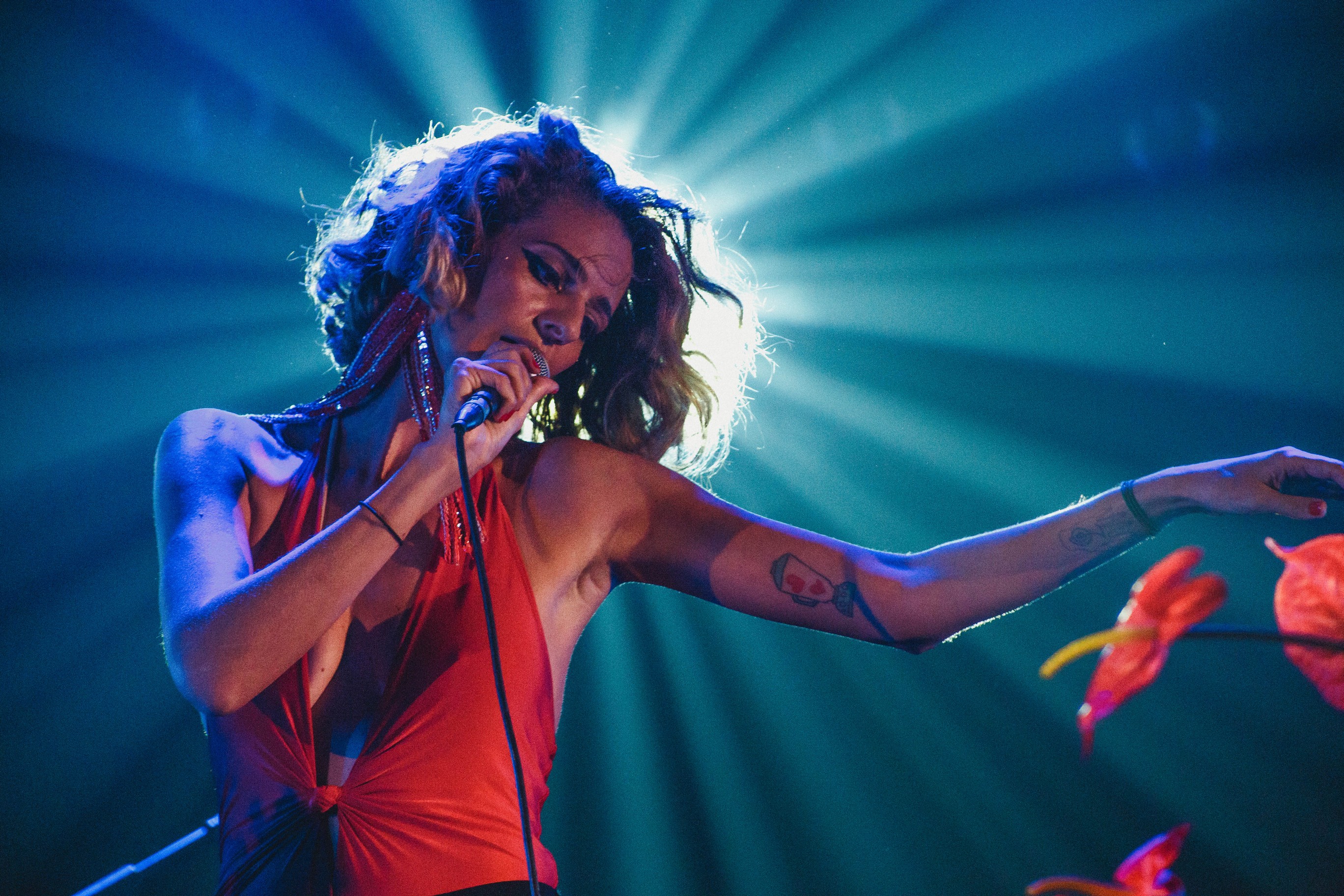 Letrux em seu show ˜Em Noite de Climão" (Foto: Sillas Henrique)