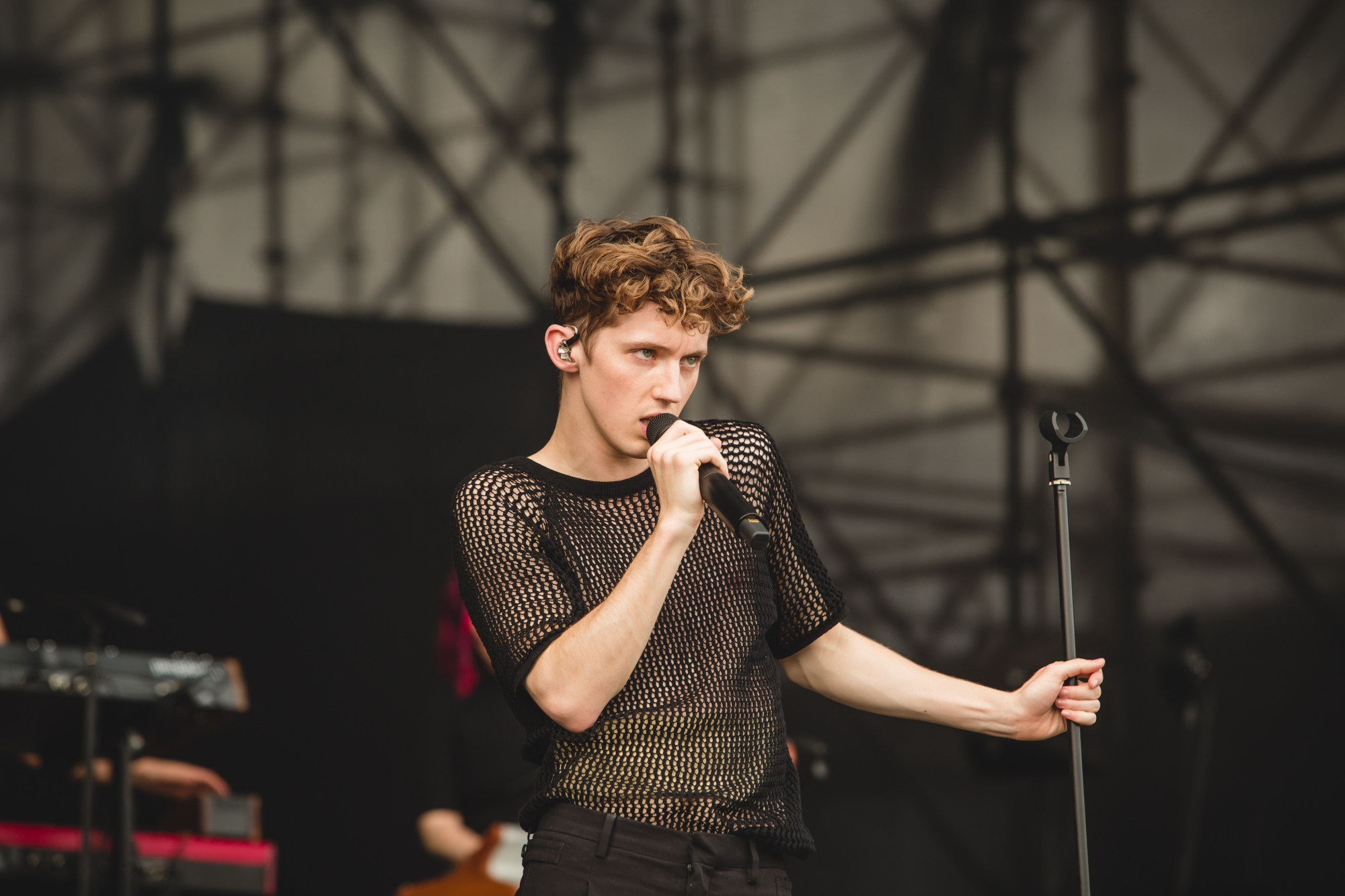 Troye Sivan no Palco Adidas no Lollapalooza 2019 (Foto: Mila Maluhy)
