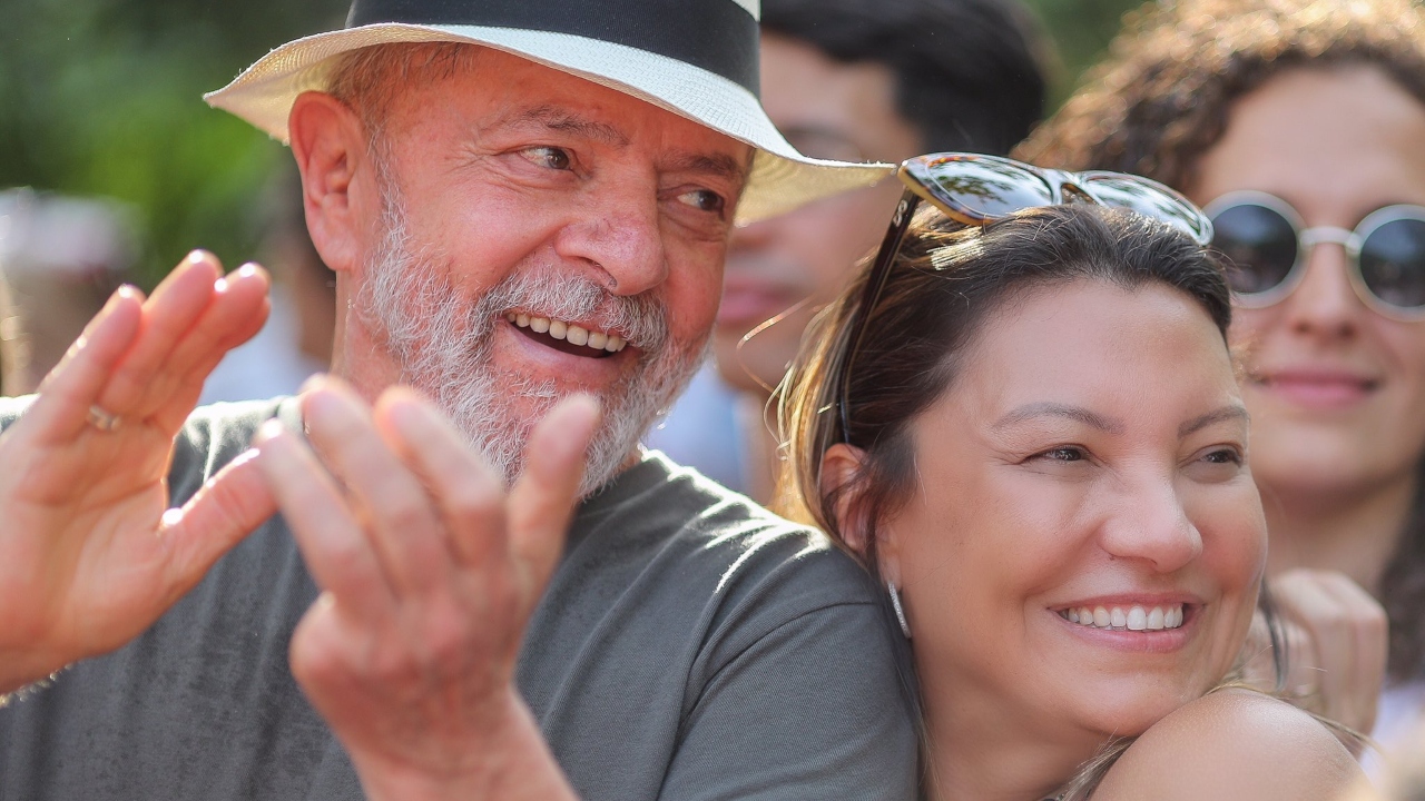 Luiz Inácio Lula da Silva e Rosângela da Silva (Foto: Twitter / Reprodução)