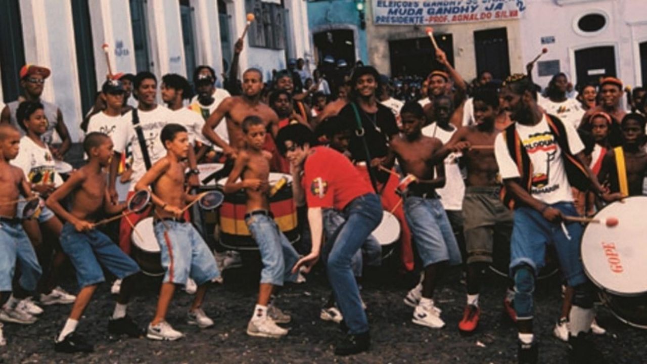 Michael Jackson em cena do clipe 'They Don't Care About Us' (Foto: Reprodução / Youtube)