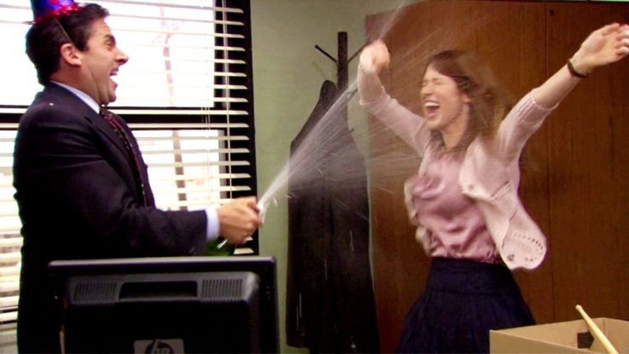 Michael Scott (Steve Carell) e Erin (Ellie Kemper) em The Office (Foto: Reprodução)
