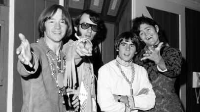 Monkees, formado por Peter Tork (à esq), Mike Nesmith, David Jones e Micky Dolenz (Foto: AP Photo/Ray Howard)