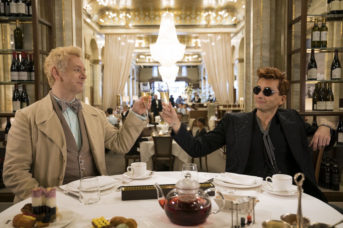 Michael Sheen e David Tennant em Good Omens (Foto: Divulgação)