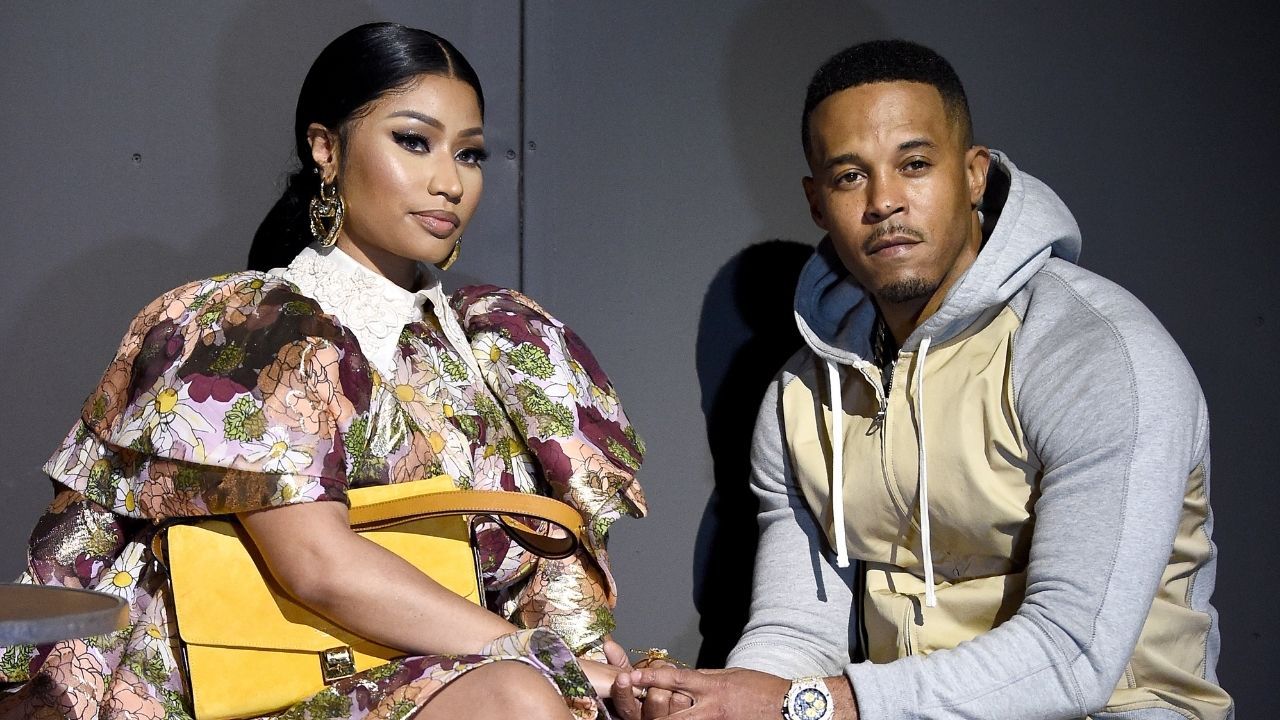 Nicki Minaj e Kenneth Petty no defile de Marc Jacobs em 2020 (Foto: Dimitrios Kambouris/Getty Images)