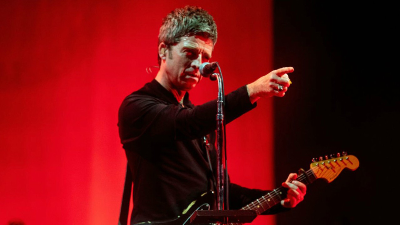 Noel Gallagher e o grupo High High Flying Birds lançam clipe novo (Foto: Adela Loconte/Shutterstock)