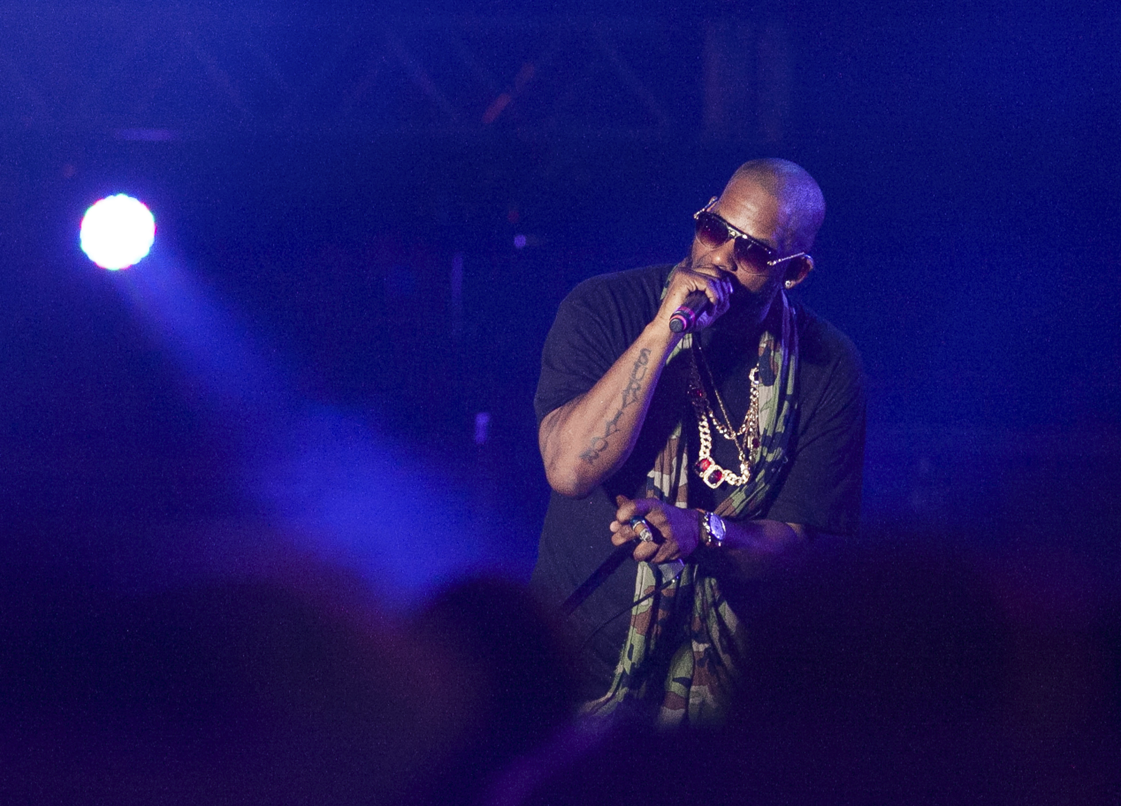 R. Kelly (Foto: Aaron Gilbert/ MediaPunch / IPX)