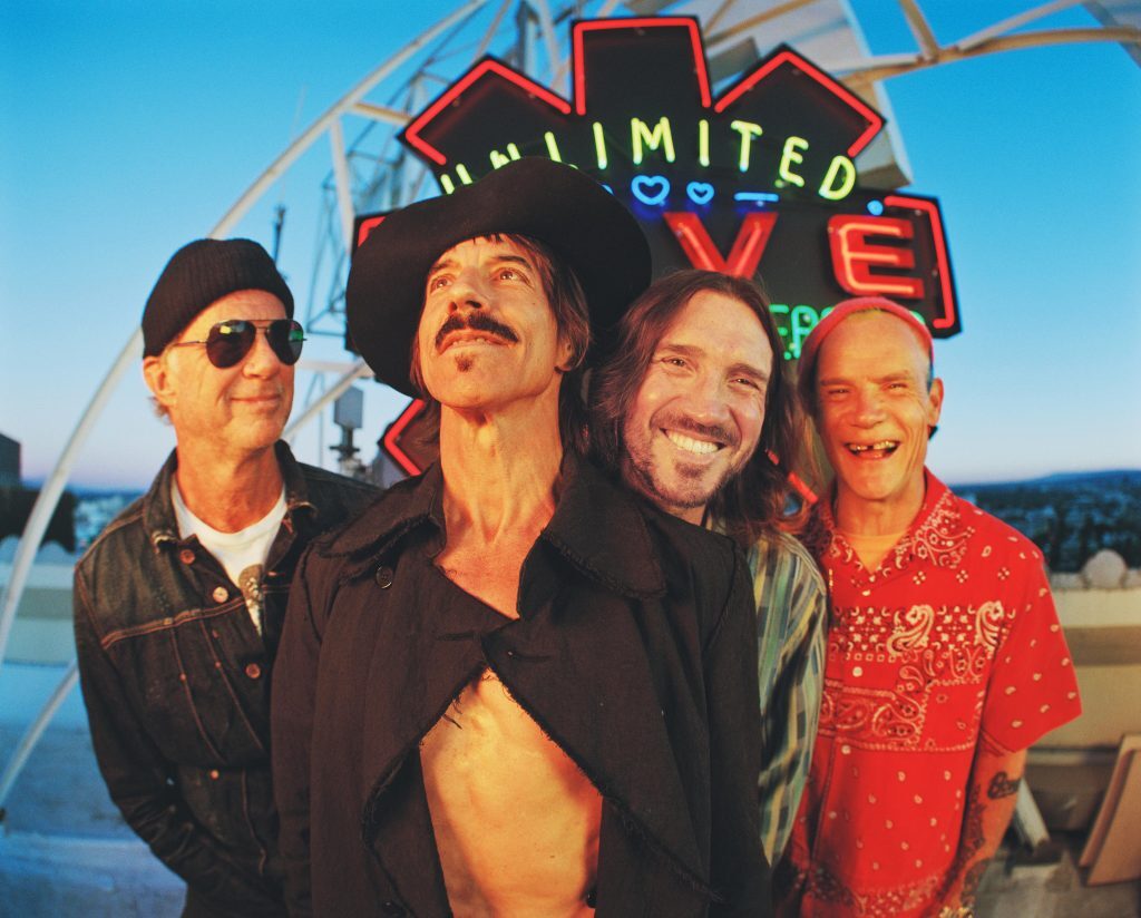 Novo disco do Red Hot Chili Peppers estreia no topo da lista da Billboard