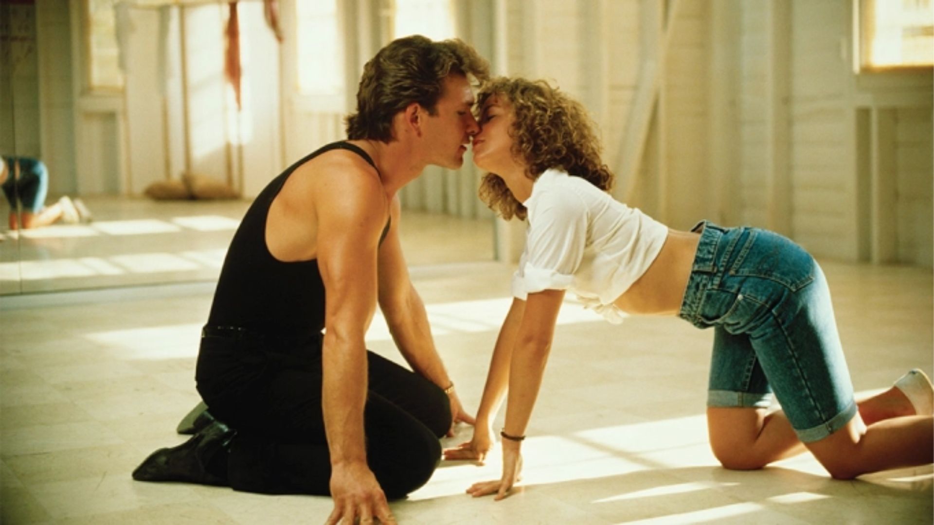 Clássico dos anos 80 é um dos maiores sucessos de Jennifer Grey e Patrick Swayze