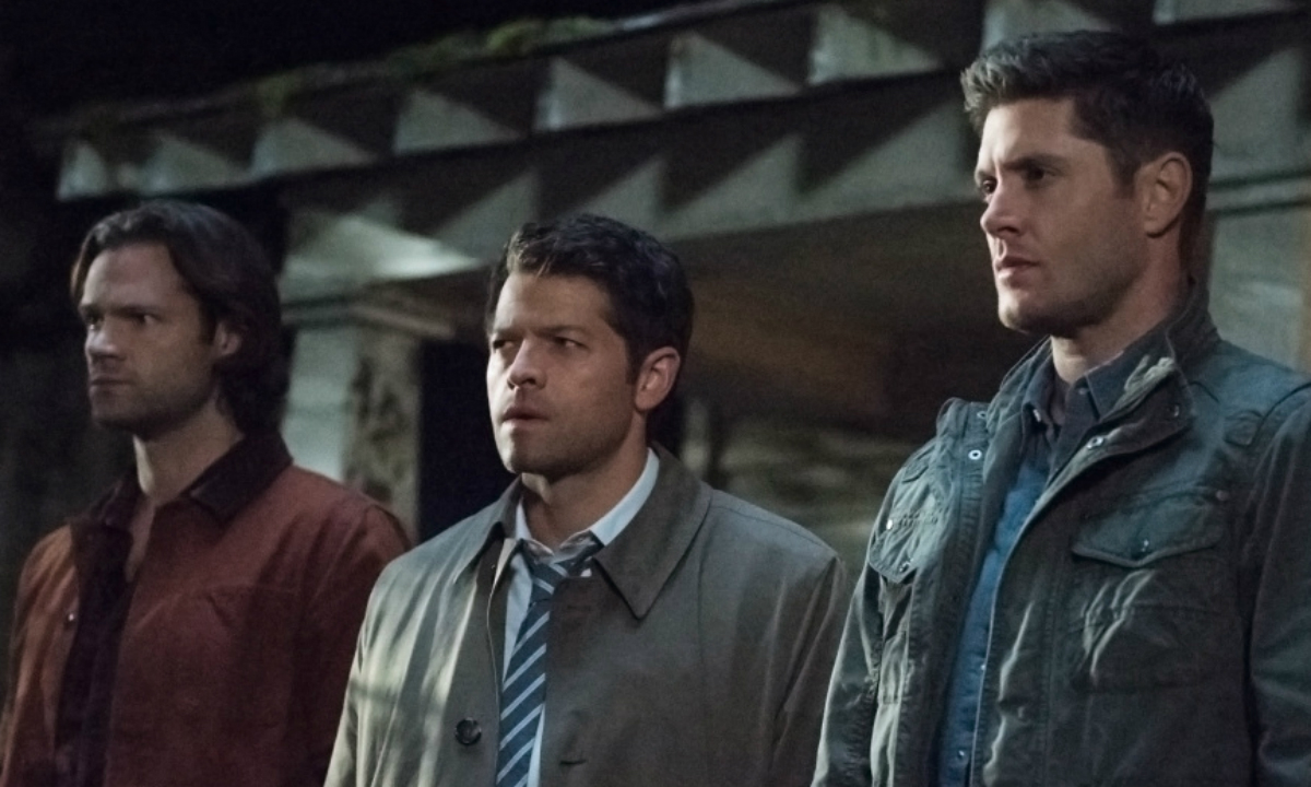 Jared Padalecki, Misha Collins e Jensen Ackles em Supernatural (2005) (Foto: Reprodução)
