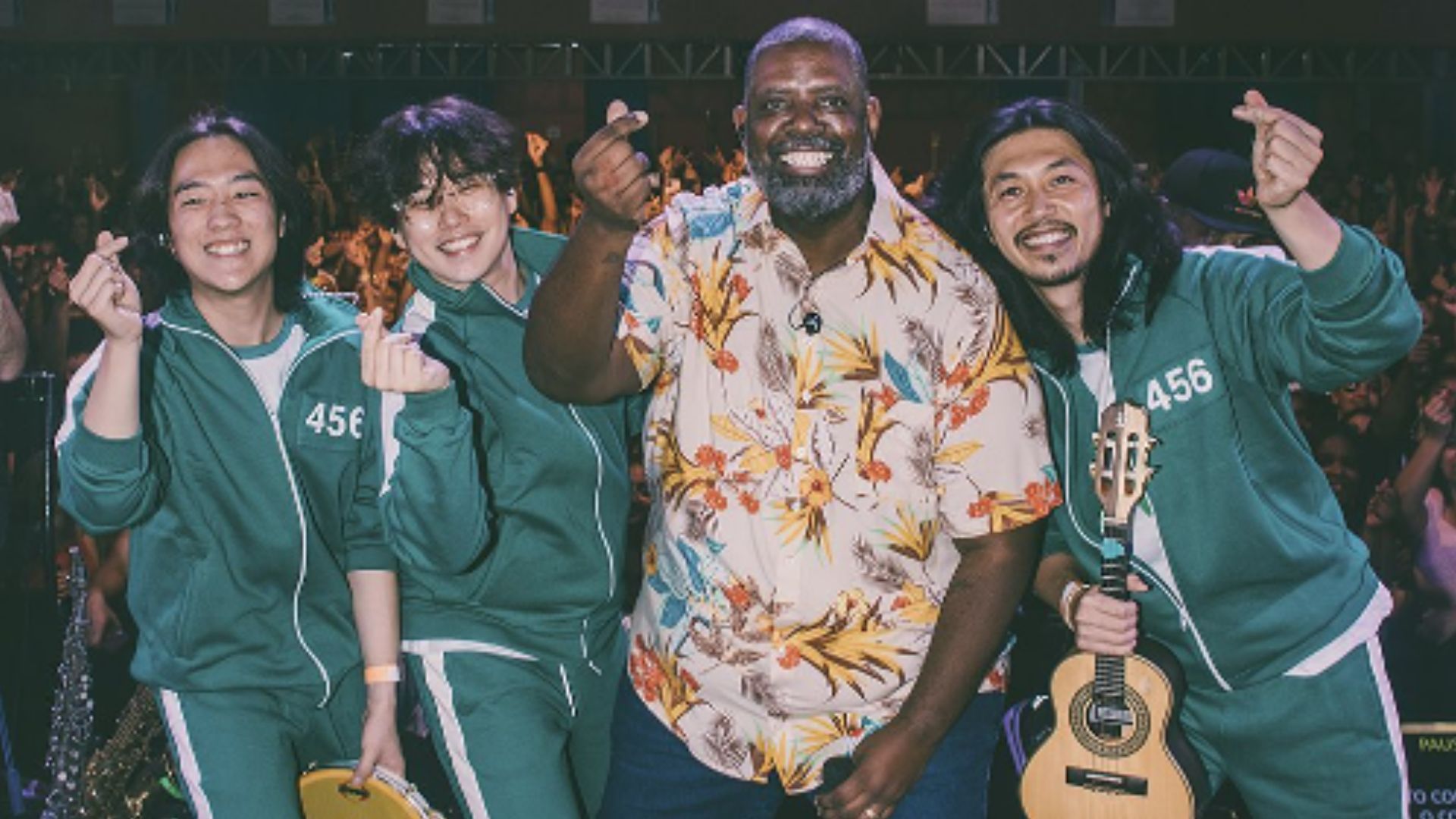 Tell a Tale e Péricles. (Foto: reprodução/Instagram)