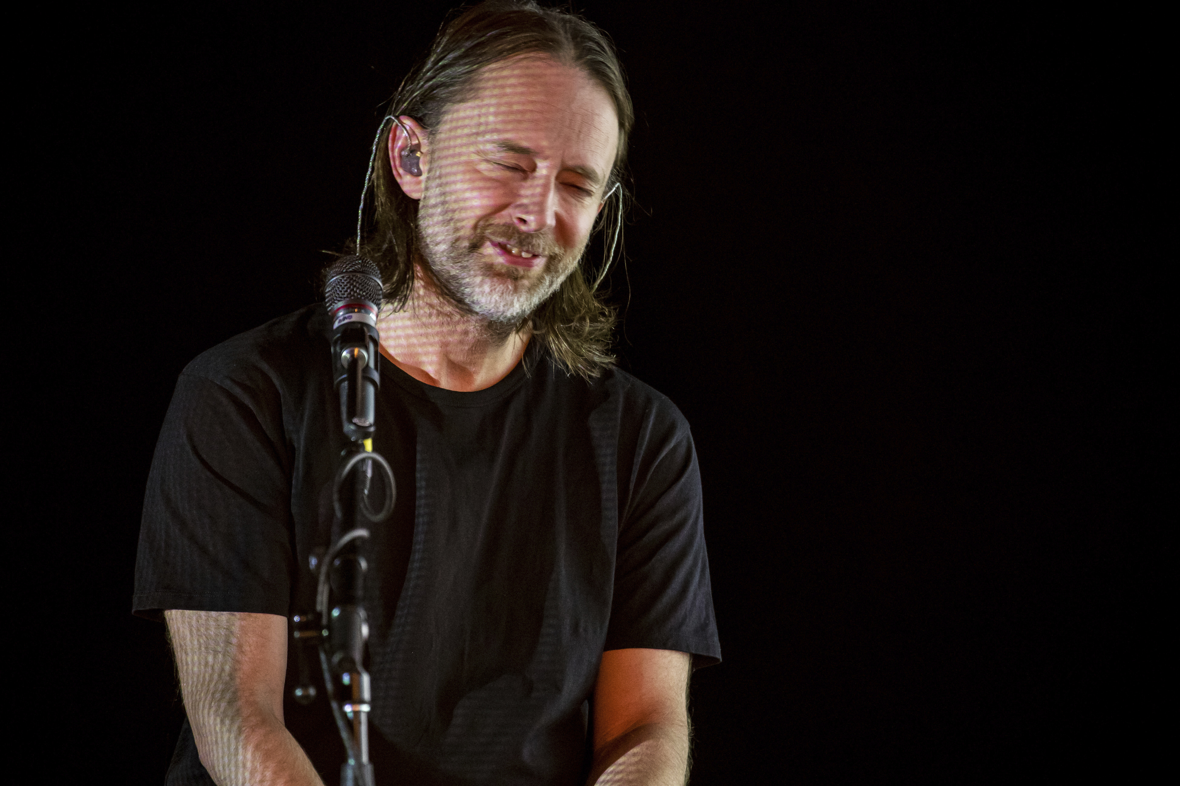 Thom Yorke, do Radiohead, em show solo em Las Vegas (Foto: Rik Kabik Photography/ MediaPunch /IPX)