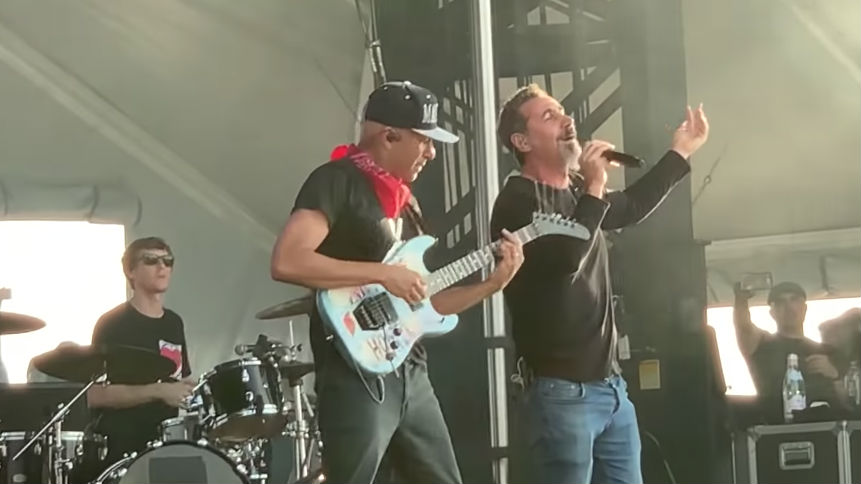 Tom Morello e Serj Tankian (Foto:Reprodução)