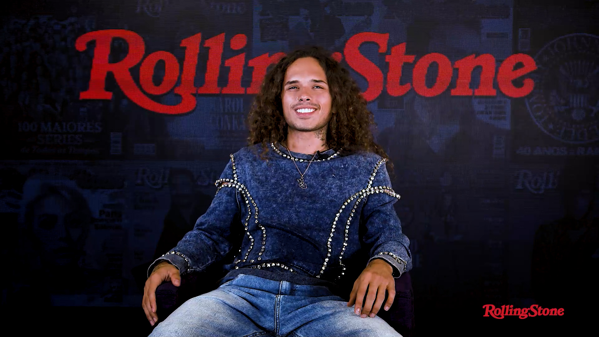 Vitão: "Tava trocando essa ideia ontem com meu pai - e ele tem entendido bastante coisa de minha comunicação -, ele chegou pra mim e falou: 'pô filho, você não acha que tá se feminilizando demais e tal'" (Reprodução)