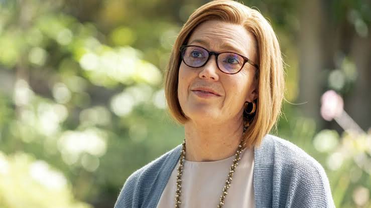 Mandy Moore: 'esnobada' no Emmy 2022 (Reprodução)